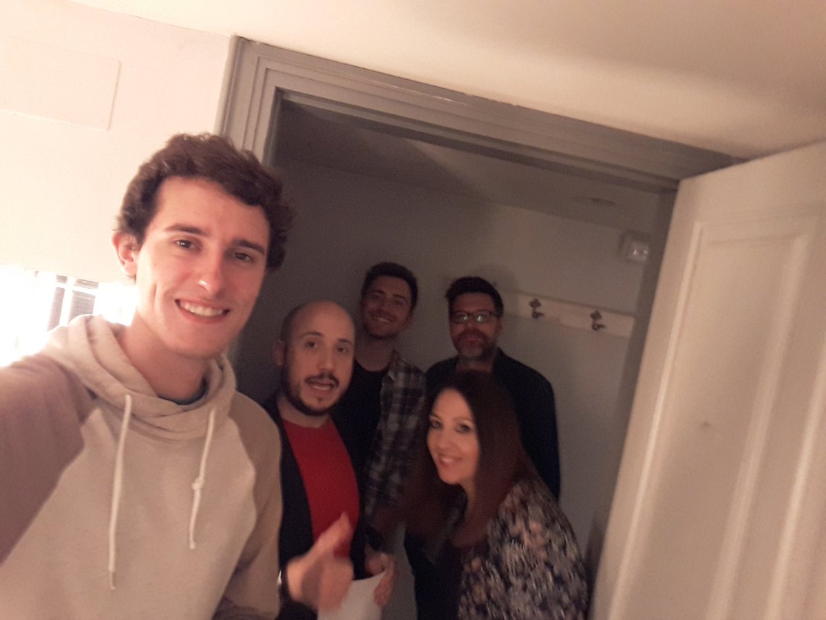 PatriSaki (@patrisaki) on Twitter photo Gran tarde de monólogos en Benavente. Teatro Reina Sofia <a href="/_Queque_/">(ɴᴏ sᴏʏ) Quequé</a> <a href="/AlbertoBasas/">Alberto Basas</a> y <a href="/NIPELS/">NIPELS</a>
Viva la comedia ! Gran tarde de monólogos en Benavente. Teatro Reina Sofia <a href="/_Queque_/">(ɴᴏ sᴏʏ) Quequé</a> <a href="/AlbertoBasas/">Alberto Basas</a> y <a href="/NIPELS/">NIPELS</a>
Viva la comedia !