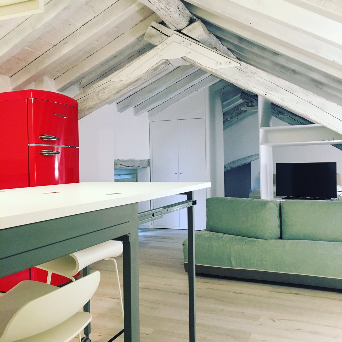 KCIMMOBILGEST's tweet image. Piacenza elegante #miniloft in #affitto kcimmobilgest.com