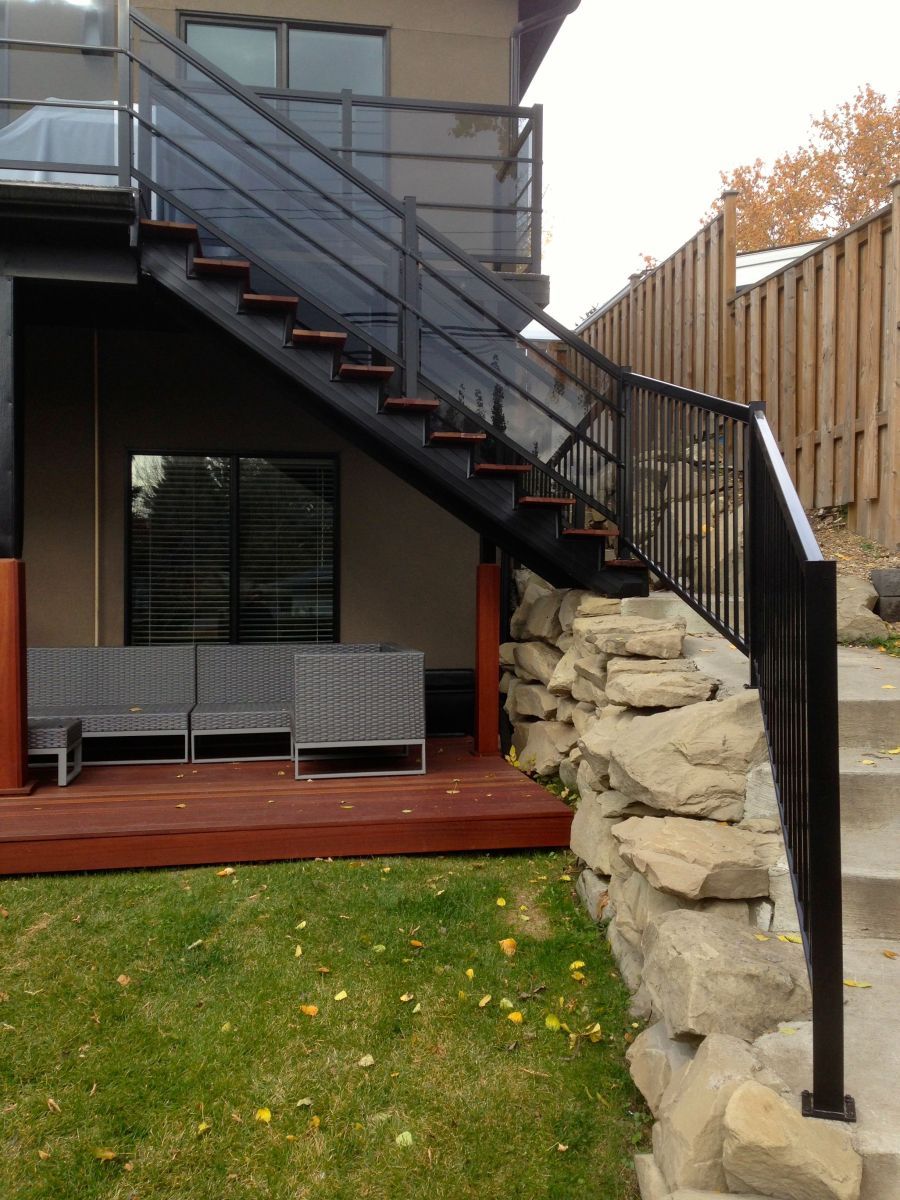 Viewpointdeck's tweet image. Take a look at our service offerings for residential and multifamily homes! 
buff.ly/2n2YzSm