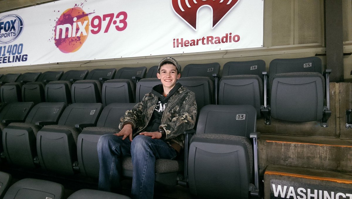 Braden and I at Wheeling Nailers hockey!