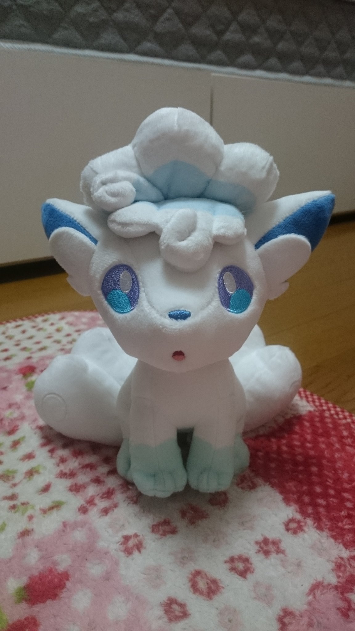 アローラロコンのぬいぐるみ再入荷したってツイート見て 昨日メガトウキョー行ってきましたー めっちゃある もち買いました ほんとかわいすぎる ๓ ๓ ポケモン ポケモンセンター アローラロコン アローラロコンのぬいぐるみ再入荷したってツイート見て 昨日メガトウキョー行ってきましたー めっちゃある もち買いました ほんとかわいすぎる ๓ ๓ ポケモン ポケモンセンター アローラロコン