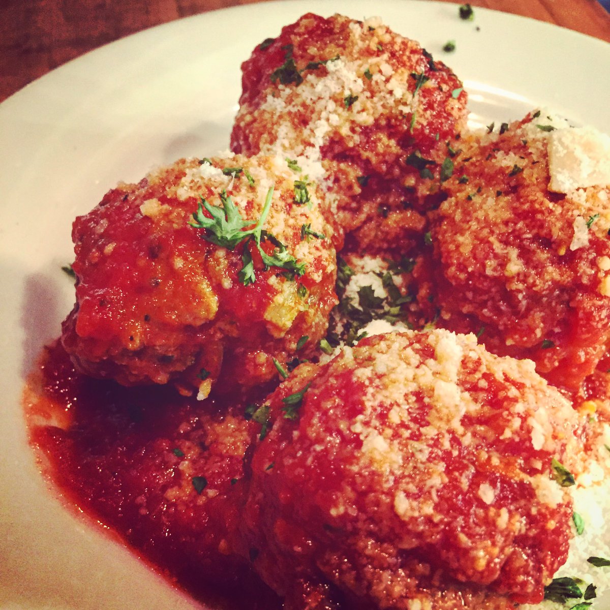 PiazzaItaliaPDX's tweet photo. This week's specials! Check us out on IG!! https://t.co/f6qh6liQrB