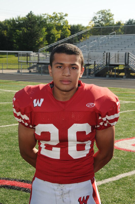 <a href="/BaeshirUC/">Bush</a> @mikebohn_uc <a href="/GoBEARCATS/">Cincinnati Bearcats</a> - Fired up for LW alum Baeshir Emlemdi! He makes a difference wherever he goes!