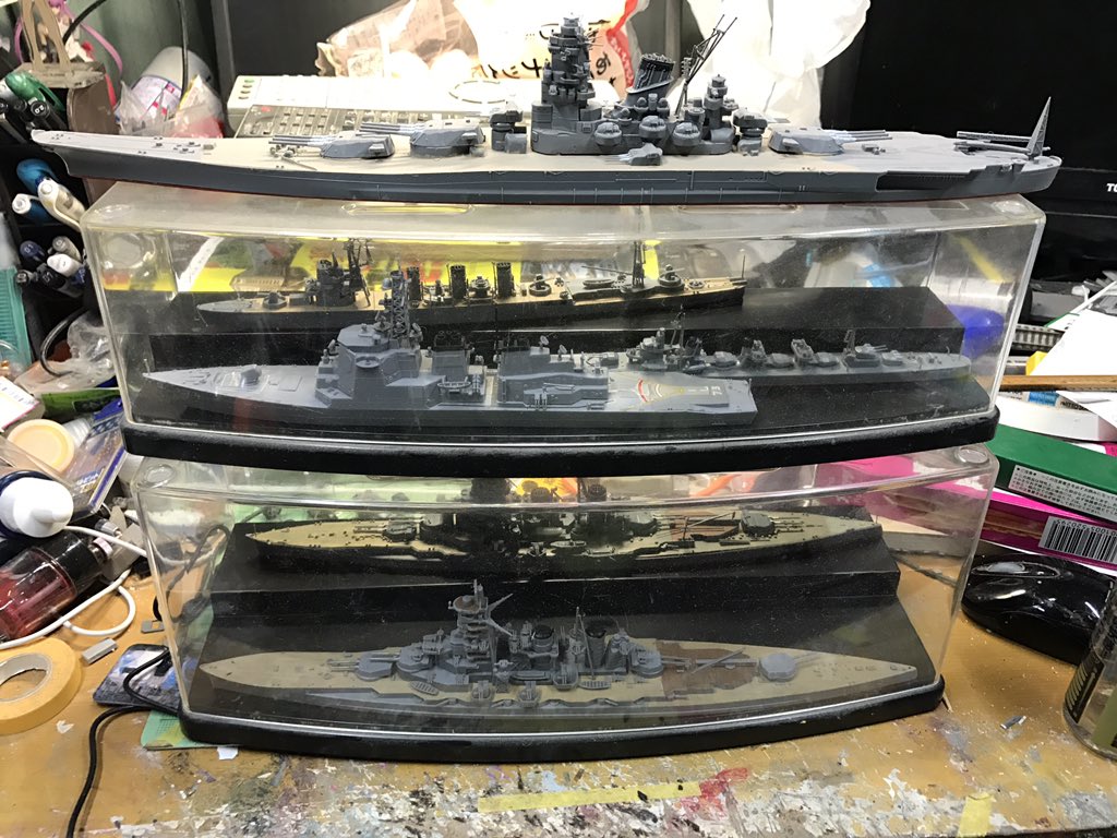 フジミ模型 公式 艦next 発売直前の戦艦比叡 ほんとだー ダイソーの100均じゃない100均展示ケースにピッタリですね これはナイスアイデアです パーツは赤城 ひえい は まあついでに置いてみた 笑 フジミ模型 公式 艦next 発売直前の戦艦比叡 ほんとだー ダイソーの100均じゃない100均展示ケースにピッタリですね これはナイスアイデアです パーツは赤城 ひえい は まあついでに置いてみた 笑