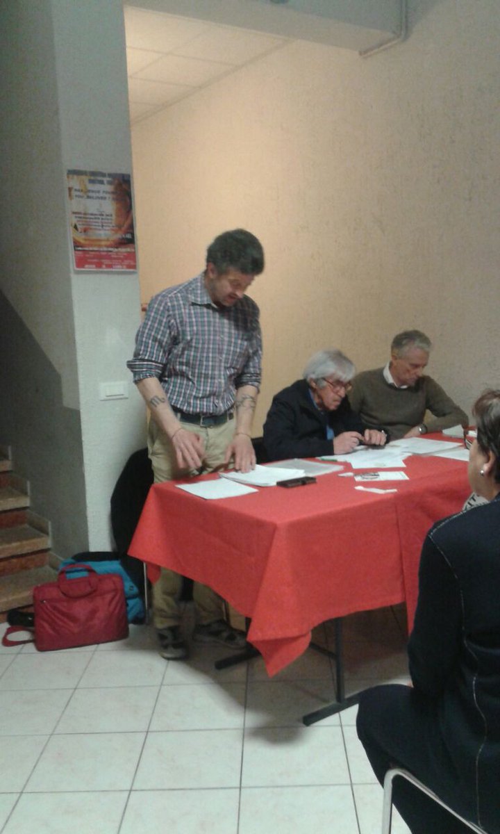 Fabrizio_Baggi's tweet image. Oggi al congresso dei circoli di #Mantova a presentare il #doc1 
#PrcSe #DecimoCongresso