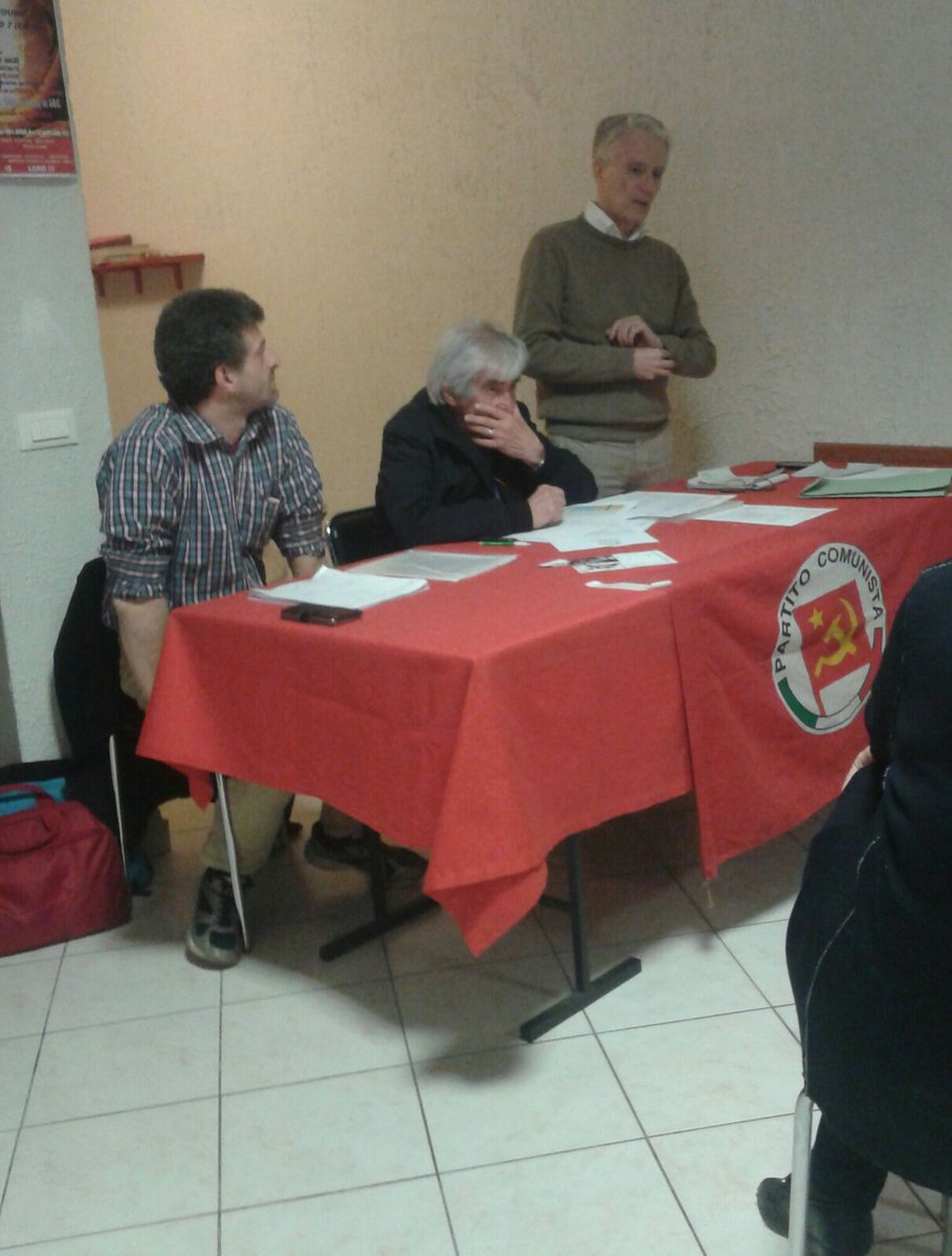 Fabrizio_Baggi's tweet image. Oggi al congresso dei circoli di #Mantova a presentare il #doc1 
#PrcSe #DecimoCongresso