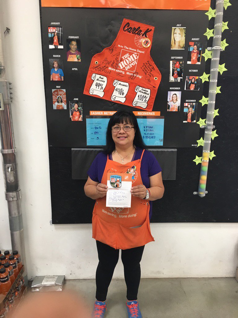 0616MoValleyHD's tweet photo. Congratulations to Carla K for outstanding work on the front end at 0616 she is our cashier of the month https://t.co/bd9fQVOMnG