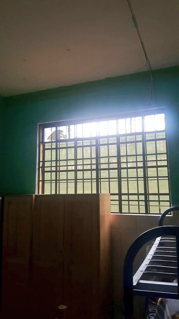 PDHgt's tweet photo. Hogar San Mateo no reúne condiciones adecuadas para albergar a niños de Hogar Seguro, no hay servicio de agua potable ni ventilación https://t.co/seDGpX2Z99