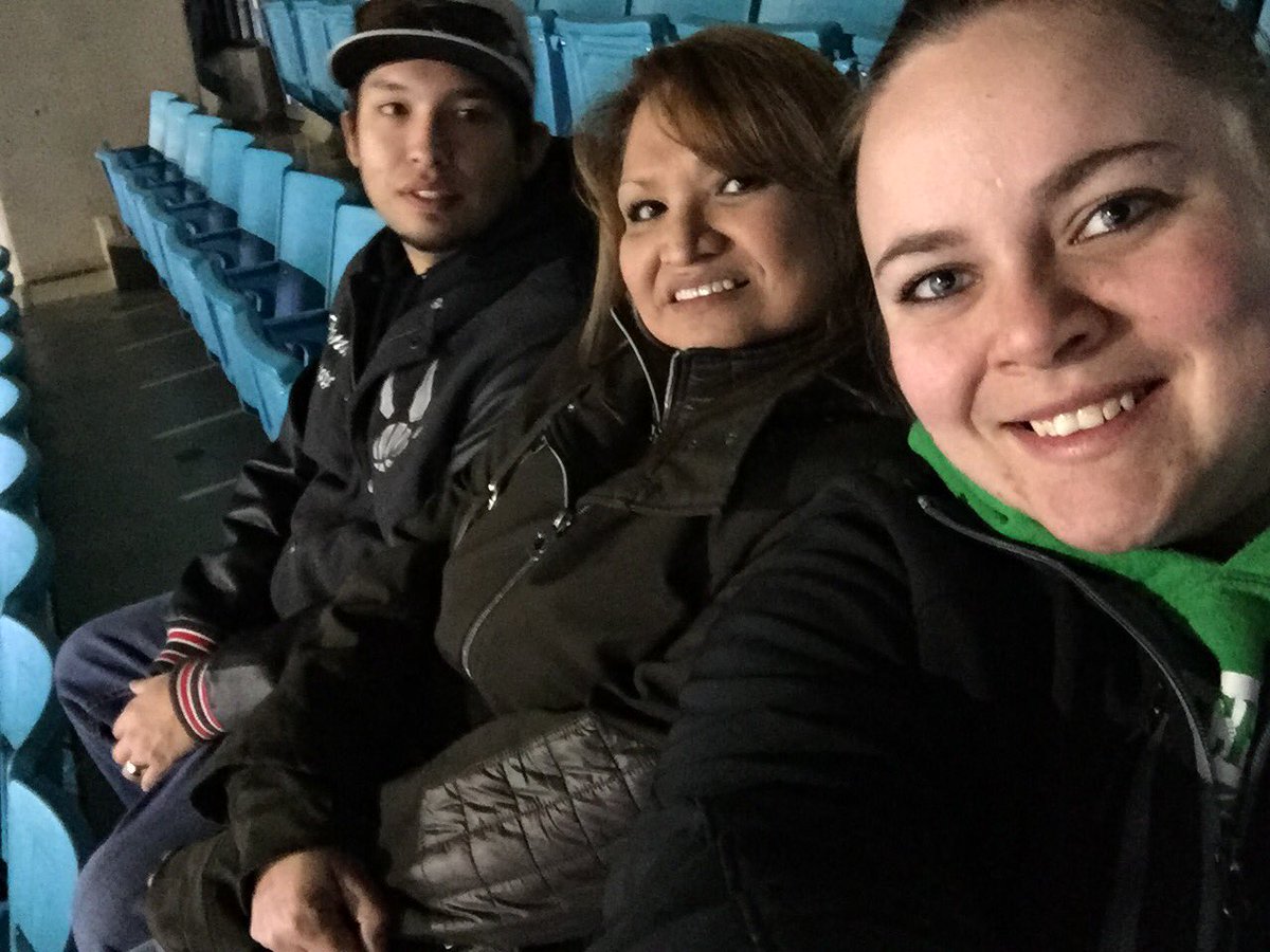 DeeBecker1's tweet photo. #RushSelfie https://t.co/1P064zxd5I