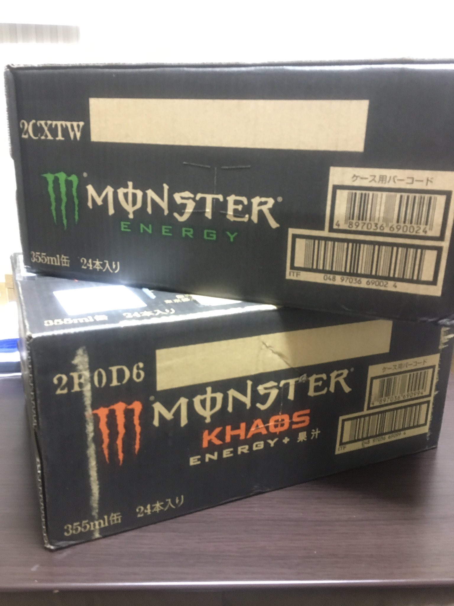1017番 ストームトルーパーさん モンスターエナジー 箱買いしてたの届いてた すごい見栄えだ ストームトルーパー モンスターエナジー T Co 4hhqqeah38 Twitter