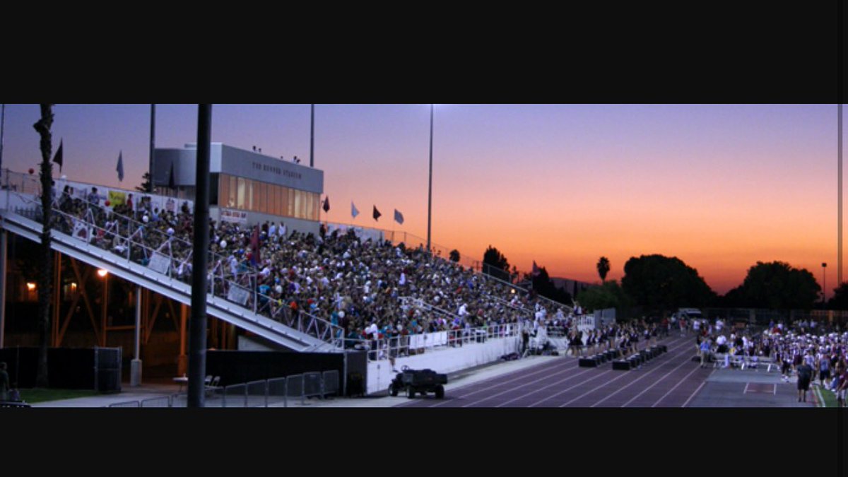 Blessed to have received an offer from the prestigious University of Redlands🏈 @lahcfootball #40yearplan #greatvisit