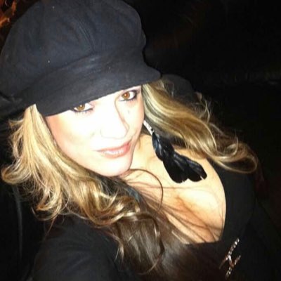 Rhiannon104's tweet photo. #NewProfilePic https://t.co/hGA1vGjTir