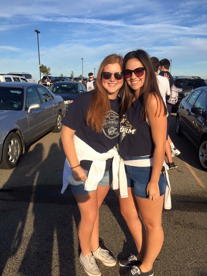 M_Wise11's tweet photo. Happiest of birthdays to one of the funniest kids you will ever meet🎉💃🏼Hope you had the greatest day in Spain! Miss you lots @SRPriem ❤️ https://t.co/M4lPndQUF6
