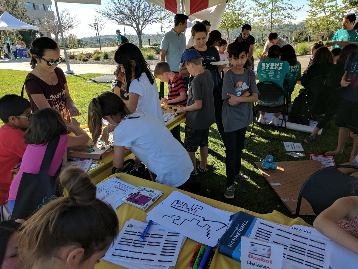 christinekdixon's tweet photo. @DoublePeak_K8 Innovation Program representing @ #superstem17 Proud of #dpsk8 Student Leaders who planned and ran the booth! @SanMarcosUSD https://t.co/PZgPmhJaae