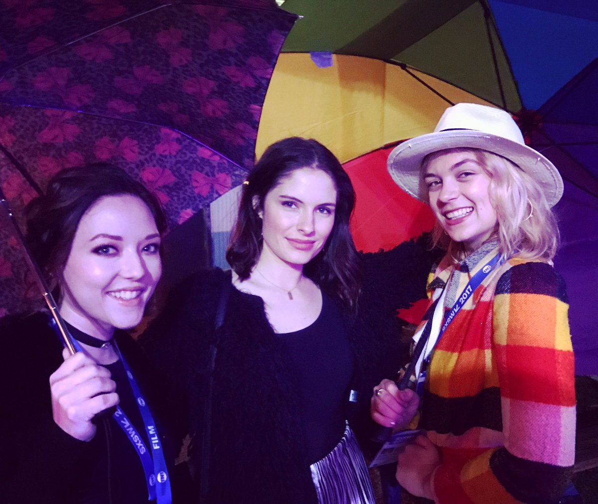 Staying dry in the rain- can't wait to see everyone for <a href="/thehonorfarm/">The Honor Farm</a> premiering tonight 11:55pm @ stateside!! 💕✨💕 #TheHonorFarm #sxsw2017