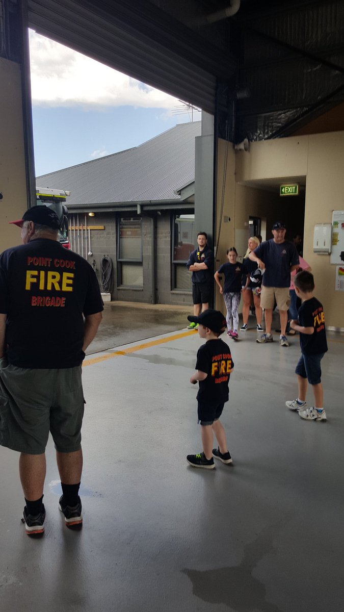 PointCookGFA's tweet image. Brief downpour didn't stop us! (Gotta love Melbourne weather!)