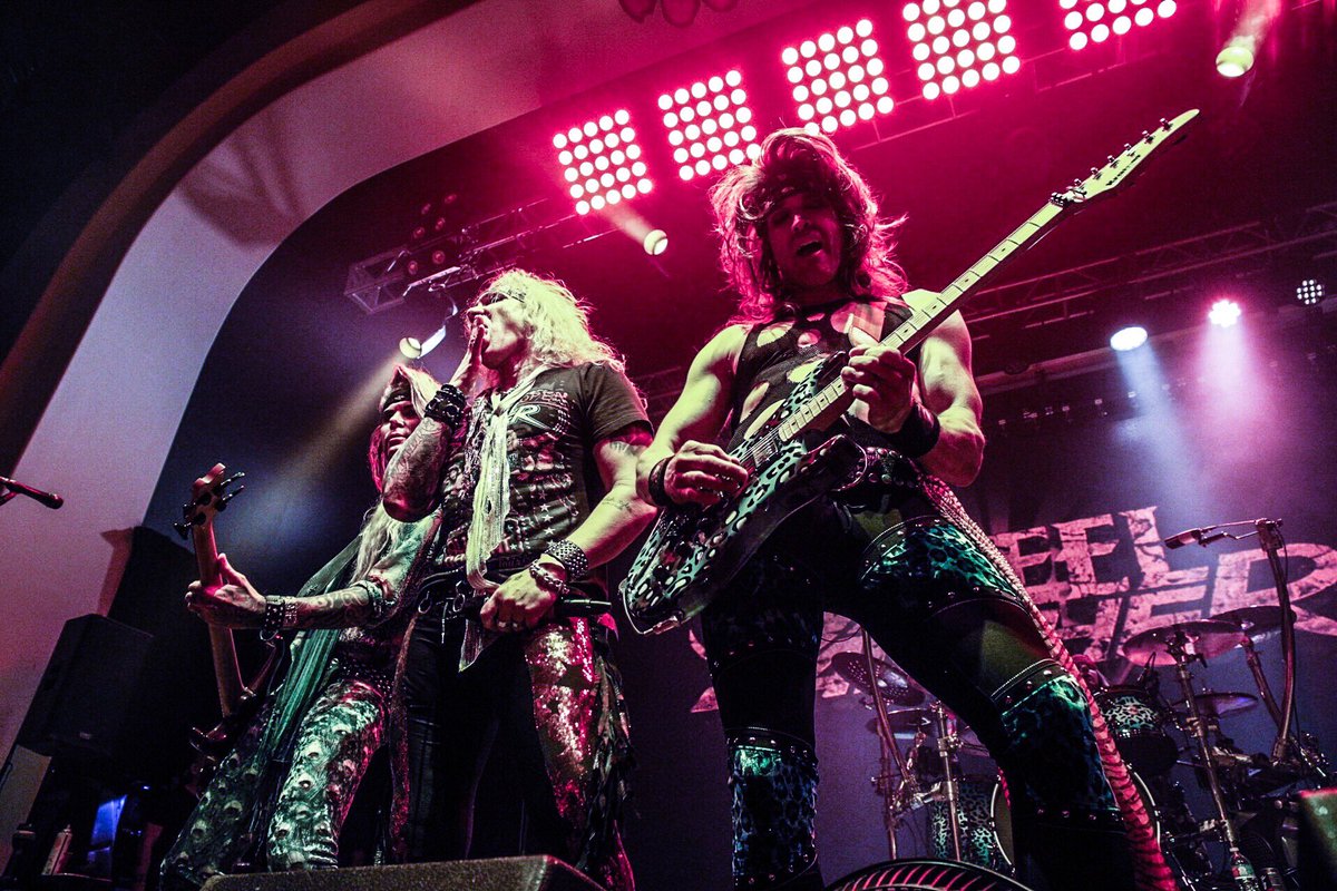 LivewireAZ's tweet photo. LIVE with @Steel_Panther tonight 😈 #LivewireAZ https://t.co/E73cGbgenp