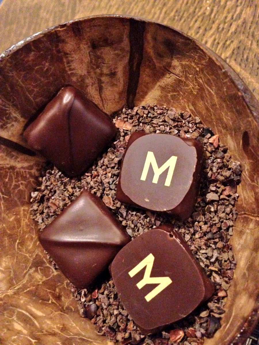 EmilieDucat's tweet photo. Amazing lunch @MereRestaurant, desserts were heaven! Best Orelys ice-cream so far, bravo Miriam👌@Valrhona @ClassicFineFood #orelys https://t.co/v8NcmGx94R