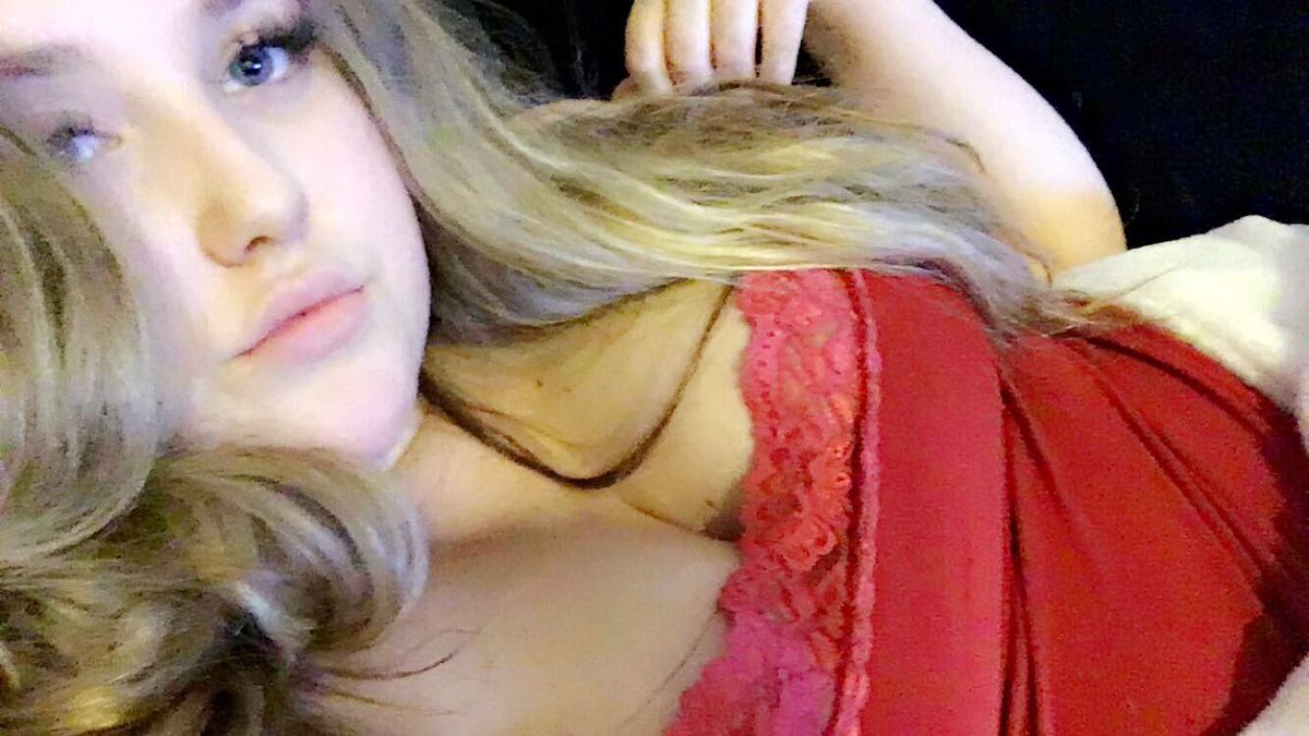 anaislacaas's tweet photo. 🥀 https://t.co/0zBiCjyuZR