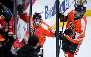 StribSports's tweet photo. Grand Rapids beats Moorhead 6-3 in first all-northern Minnesota 2A final in 10 years at #TheTourney17. https://t.co/Kld50Pamwo #mshsl https://t.co/nfFcMjEm6S
