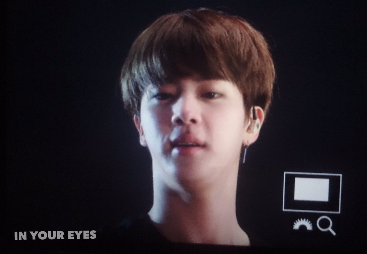 inyoureyes_jin's tweet photo. 170311 
#JIN #진 #석진 #찌니 #방탄소년단 #BTSinChile @BTS_twt https://t.co/IDWQyl76Rc