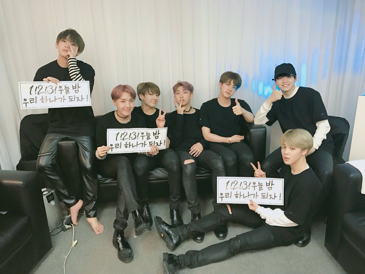 BTS_Colombia's tweet photo. @bts_bighit Thank you for always giving the best of you! We are waiting for you in Colombia!🙆 💛💙❤
#BTS #ARMYColombia
#BTSColombia
#방탄소년단 https://t.co/Ssr7Wnu8Ob