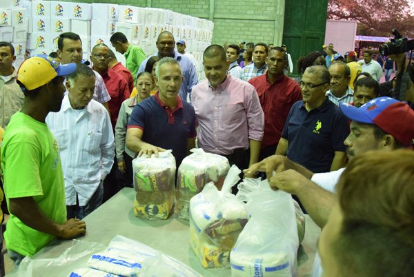 Omar_PrietoPSUV's tweet image. Desde San Francisco hemos cumplido en dar #TodoElPoderParaLosCLAP y con el compatriota @FreddyBernal seguiremos trabajando para el pueblo