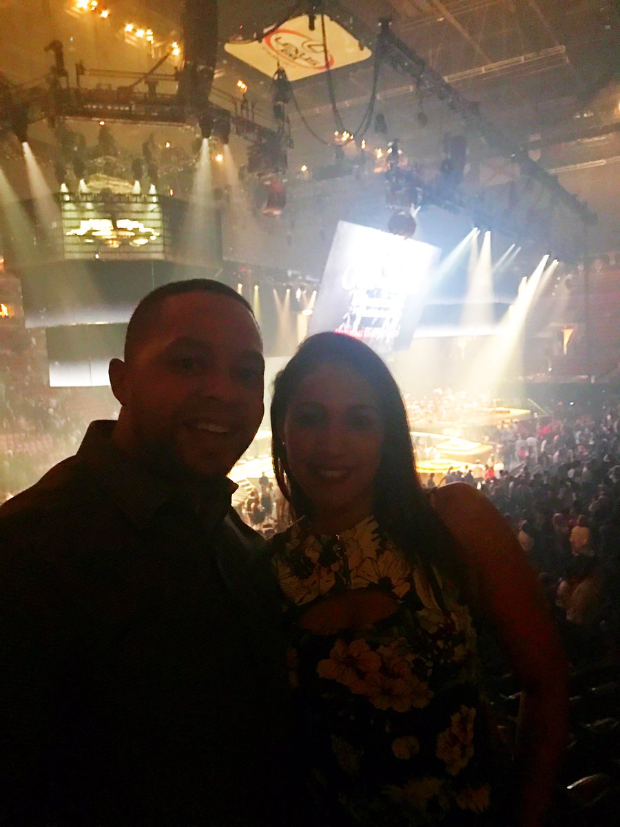 TheRealMikeyV80's tweet image. #gameofthronesliveconcertexperience