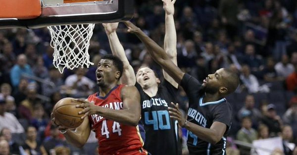 theobserver's tweet photo. #Hornets waste big games from 3 stars in OT loss to #Pelicans @davidscott14
https://t.co/vmyNslkMjL
#BuzzCity #NOvsCHA #CHAvsNO @NBA https://t.co/6ZZpZ9T0AI
