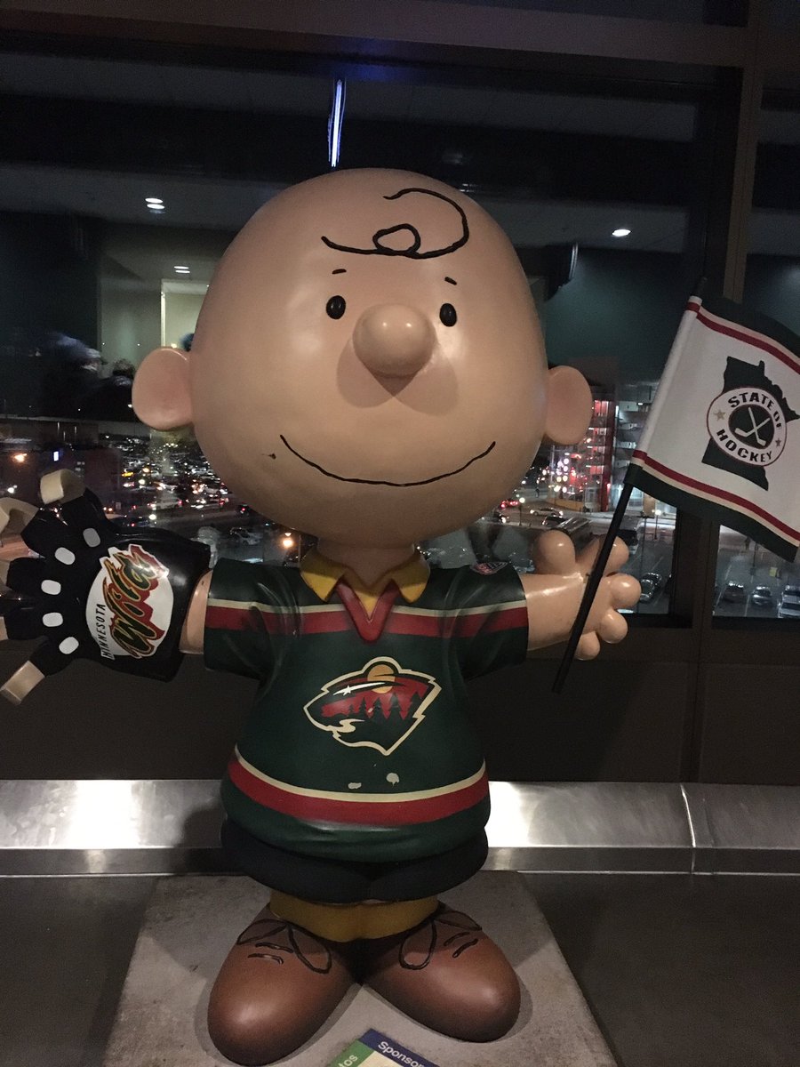 PeeshEh90's tweet image. @MattsRadShow Peanuts characters inside @XcelEnergyCtr