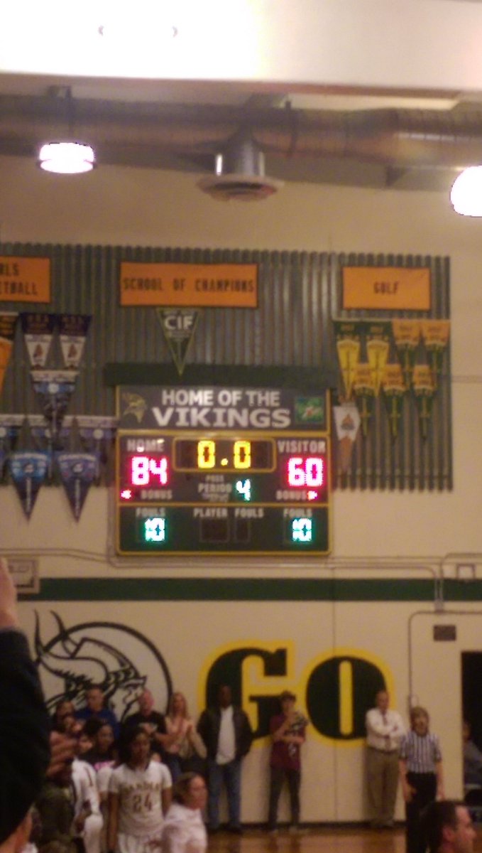 stevenjwilson11's tweet photo. HS @CIFState Girls 🏀 Final: @RHSTigerHoops thanks their fans for joining them in Fairfield, but Tigers' season ends w/ 84-60 loss to Vanden. https://t.co/E8IB877VCE