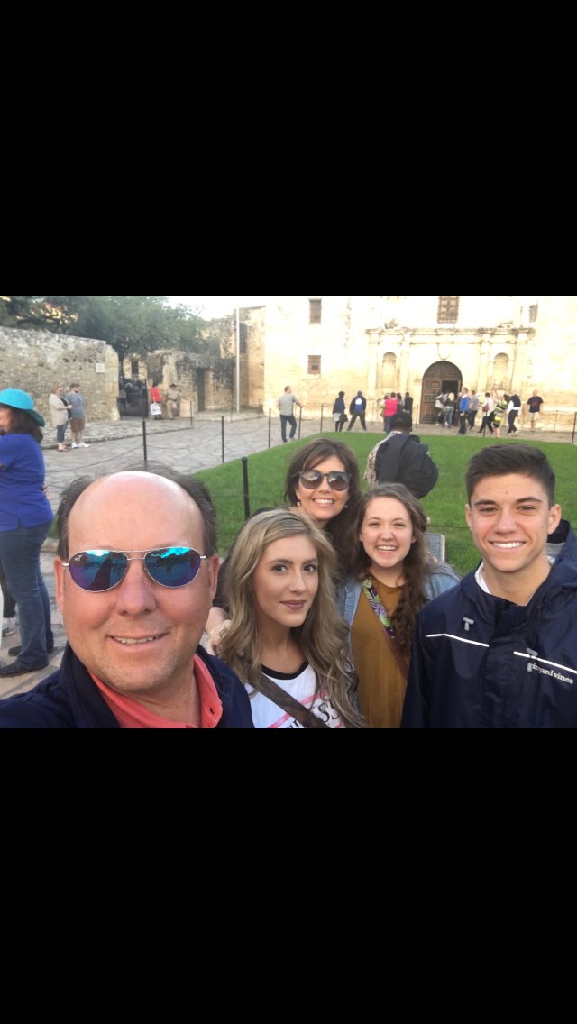 spaigeo's tweet image. Alamo for the 1,000th time!🙄😊
#springbreakgetaway
