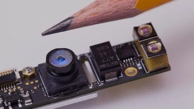 Leap Motion's New 180-degree Hand-tracking Comes to Qualcomm's Latest VRDK Headset wp.me/p3aqRt-fJn via <a href="/RtoVR/">Road to VR</a>