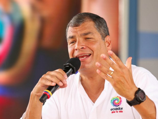 VTVcanal8's tweet photo. #InterVTV | Presidente Correa: La derecha privatizará salud y educación en Ecuador https://t.co/GGPy5sbV5H https://t.co/dcywIlBuwA