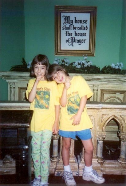 Sarah_Happs's tweet photo. Love yu, boogar muffin. Happy birthday💗🎁🎈🎊💚💔  @TheRealGrimmie #happybirthdaychristinagrimmie #christinagrimmieday https://t.co/fszJJgGaft