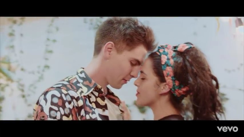 TeamJohannCol's tweet image. Y antes de dormir escuchamos 
🎧🎶 #PrettyGirl 
🎧🎶 #ThisOneIsForYou 
🎧🎶 #Tiralo y 
🎧🎶 #TiraloRemix 
💃💃💃💃
Y es que todas estan buenisimas 👌👌👌👌