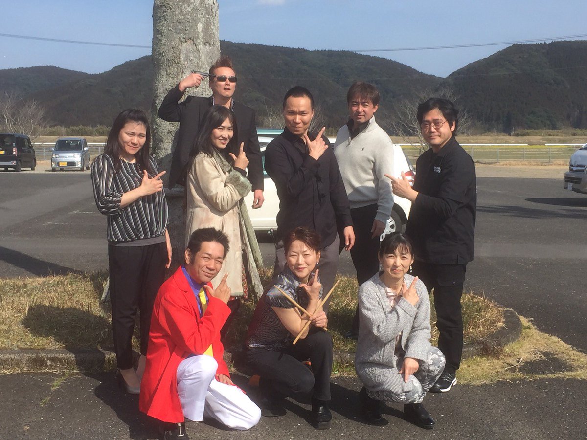 𝚂𝙷𝙾𝙿𝙸𝙽 𝚃𝙷𝙴 𝚃𝙷𝙸𝚁𝙳 𝕃𝔽𝔾 Twitterissa Cats And Starのlive中 ルパン三世のテーマが流れたので ルパン三世で乱入 記念写真を一緒に撮りました メンバーみんな明るくて楽しい方ばかりでした Cats And Starｷｬｯﾂｱﾝﾄﾞ ｽﾀｰ Hp T Co