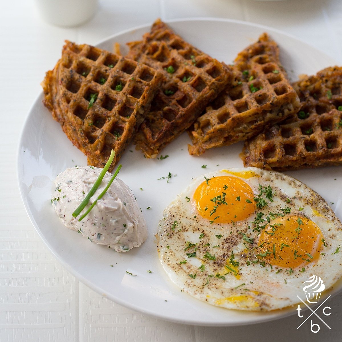 BostonCupcakery's tweet photo. It's been a long week, maybe this will help 😉

#TheBostonCupakery #TBC #Mumbai #Waffles #Breakfast #Egg #Savoury https://t.co/jDQTh4gW52