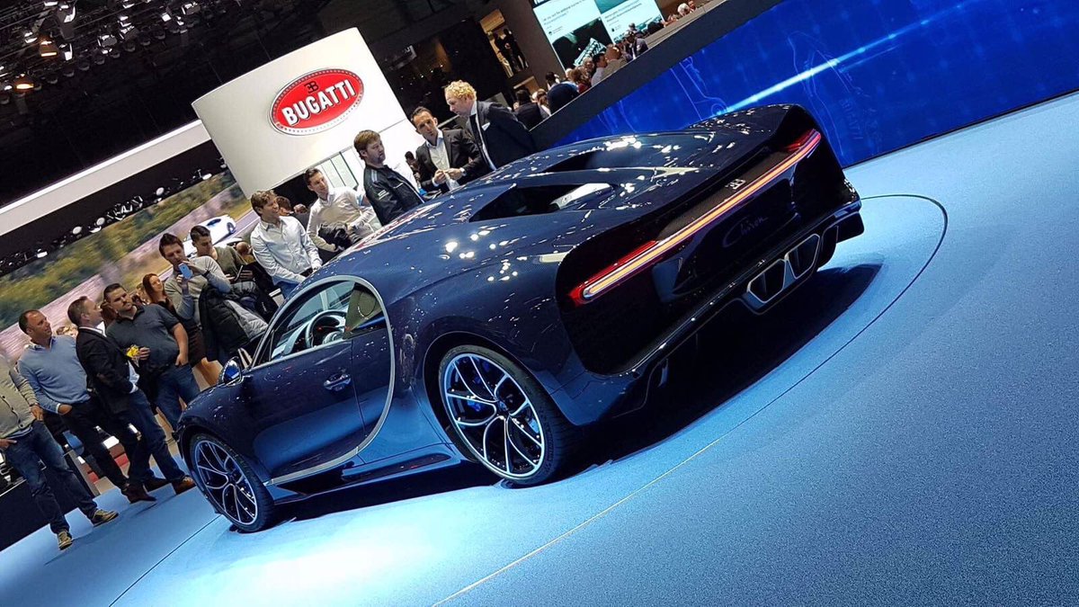 #genevamotorshow