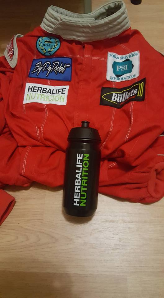 TheBulletsRT's tweet image. Buenos dias y feliz domingo de carreras!!
Hoy en el menú @KartingAB con el 2º GP del @CKRC_KARTING.
Nuestros pilotos preparados para correr!