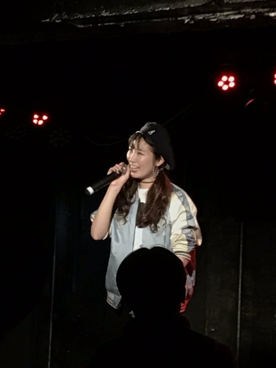 001_polaris's tweet photo. この方のライブをみたけど本人よりDJの音量気合い入りすぎ。  #kikivivilily #CROSSOVERFES https://t.co/uTeNne1odJ