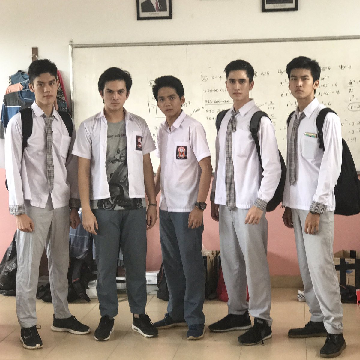 #AnakSekolahan boys.
