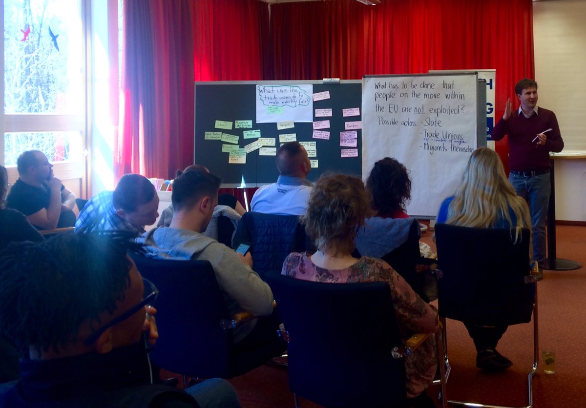 ETUC_Youth's tweet photo. Input, discussion, exchange and output with young trade unionists from Central and Eastern EU on fair mobility #CEYTUN https://t.co/EWUSEZAdOx