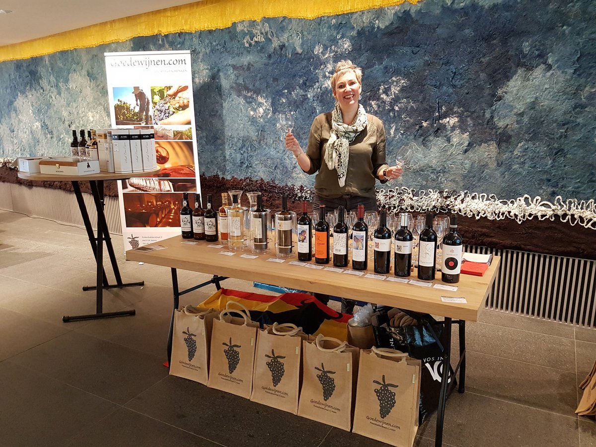 Kom je vandaag ook proeven van 11 tot 18 uur bij het Lourens Luxery Event in het Fries Museum in Leeuwarden. Tot straks?!