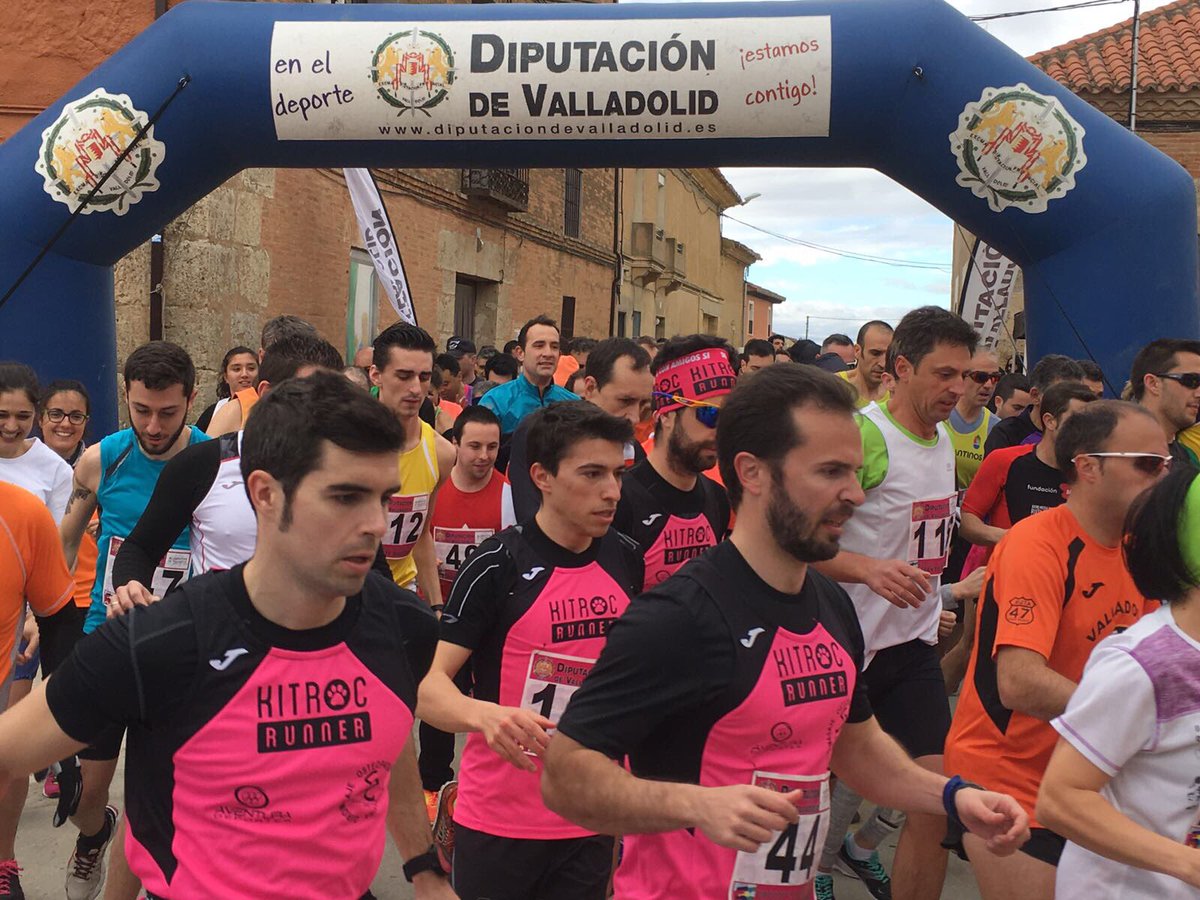 circuito5leguas's tweet photo. Imágenes de la salida #cincoleguas2017 primera prueba en Banafarces. Y comenzamos con una gran participación !! https://t.co/rNFHXQnxv0