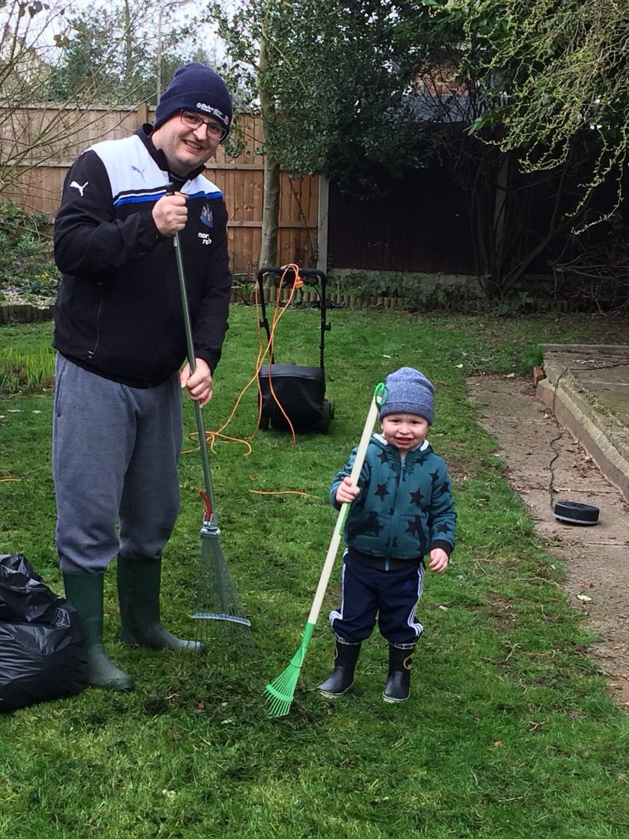 Colin_Lovell82's tweet photo. Lovell & son gardener service Est.2017 #bestratesever https://t.co/1EK9OzPG8J