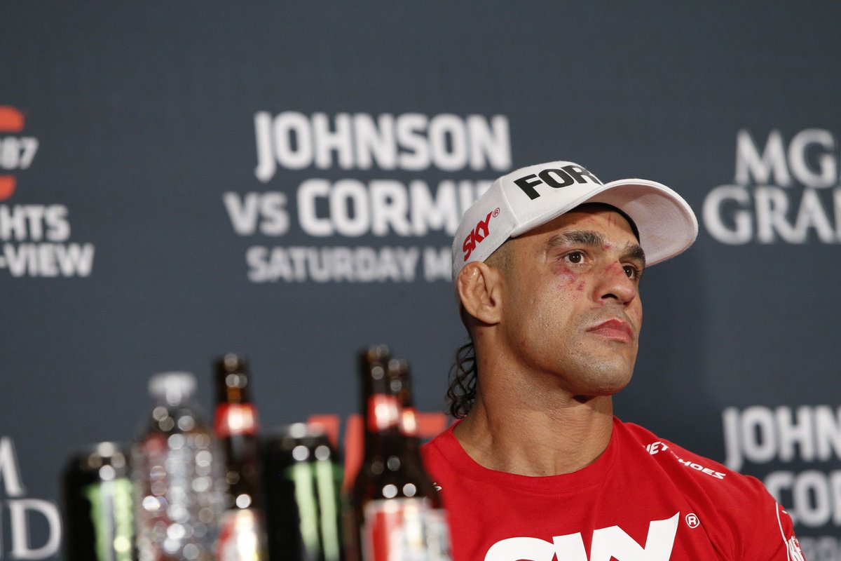 guicruzzz's tweet image. Vitor Belfort confirms his next fight will be his last: 'My body is not the same anymore' mmafighting.com/2017/3/12/1489…
