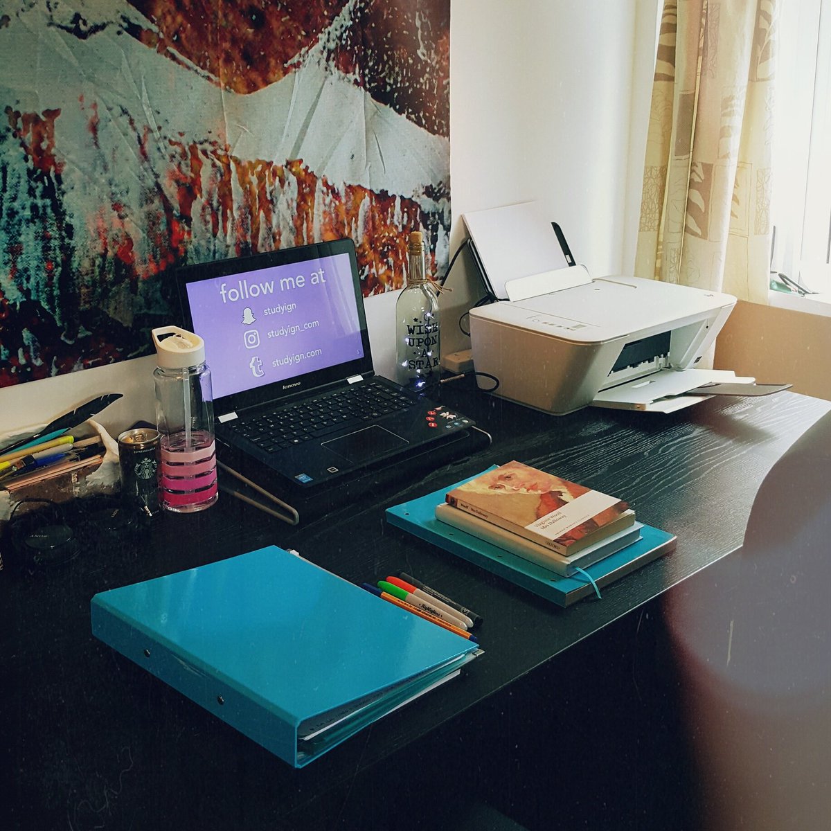 jessmaeshelley's tweet photo. How every weekend looks now 😂❤ #loveitreally #studylikegranger https://t.co/p16aDss2ha