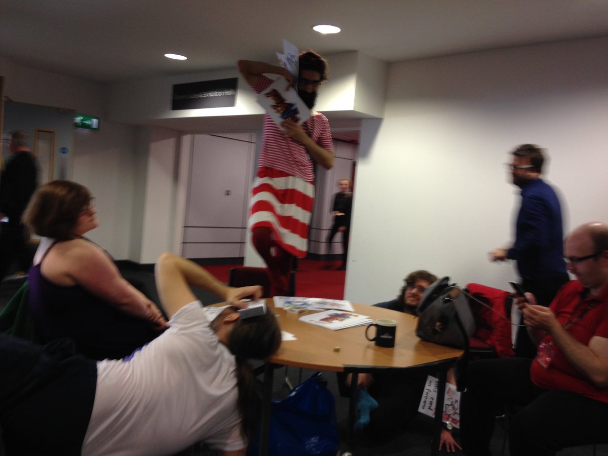 KaleidoCards's tweet image. Giant #inabind with @stuffByBez  @aireconuk