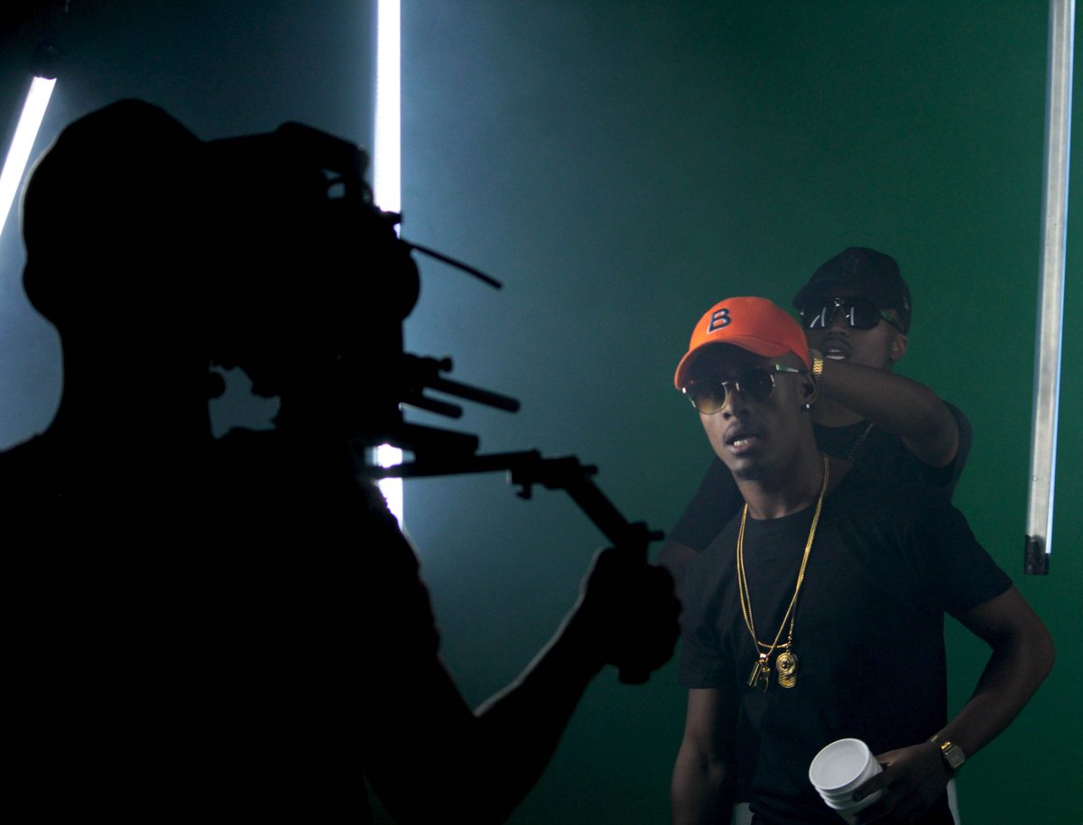 IMSURREALlive's tweet photo. Behind-the-scenes @KyleWhiteTV  || @TheFraternityZA x @ginger_trill https://t.co/BWzLLuYKsi